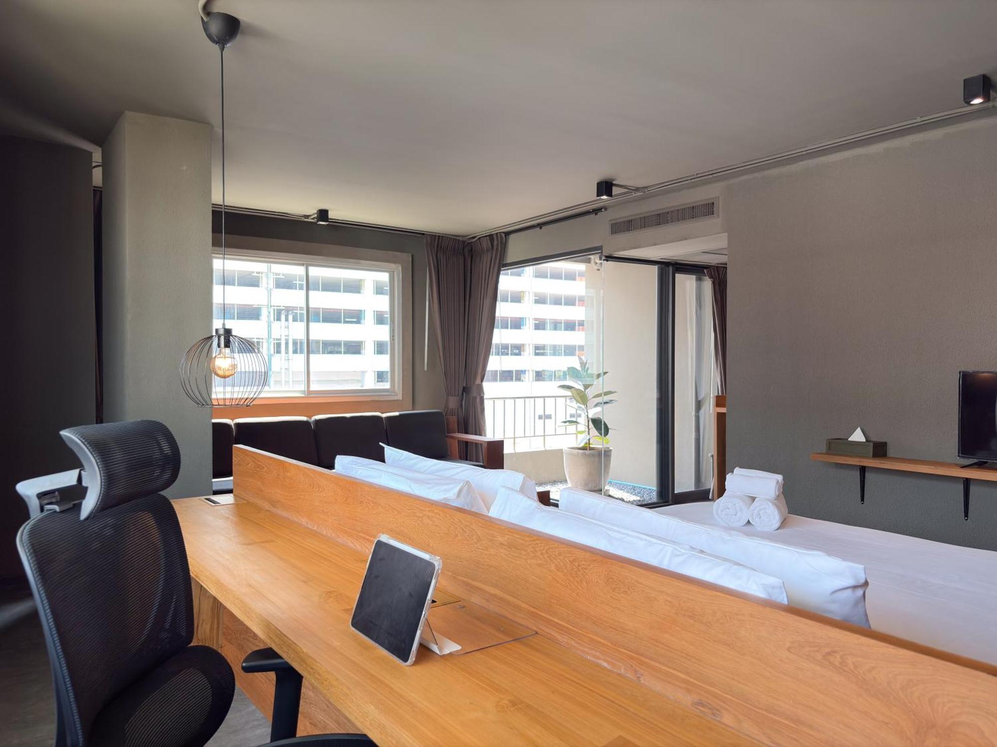 Centric Place Hotel Bangkok Esterno foto