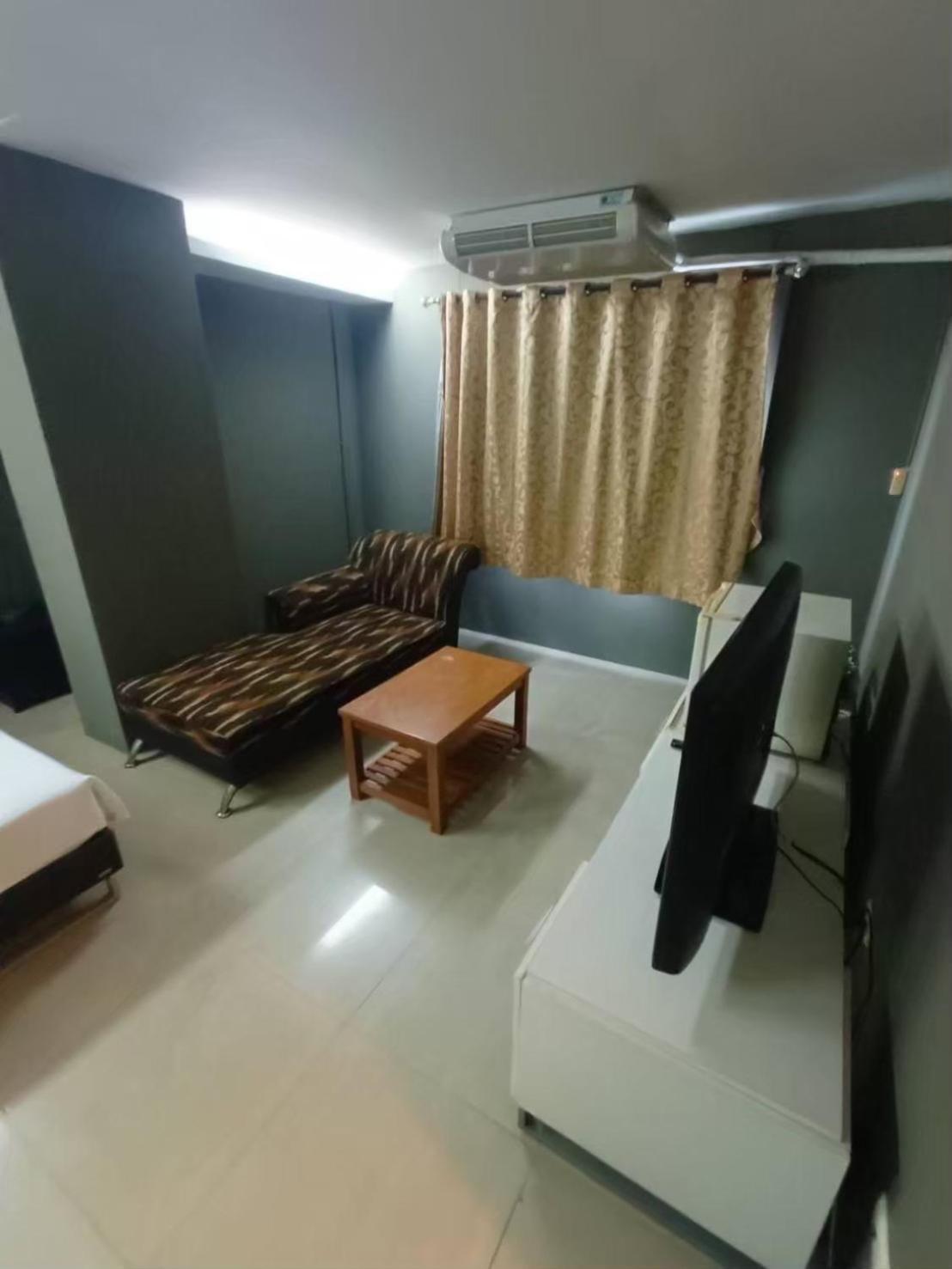 Centric Place Hotel Bangkok Esterno foto